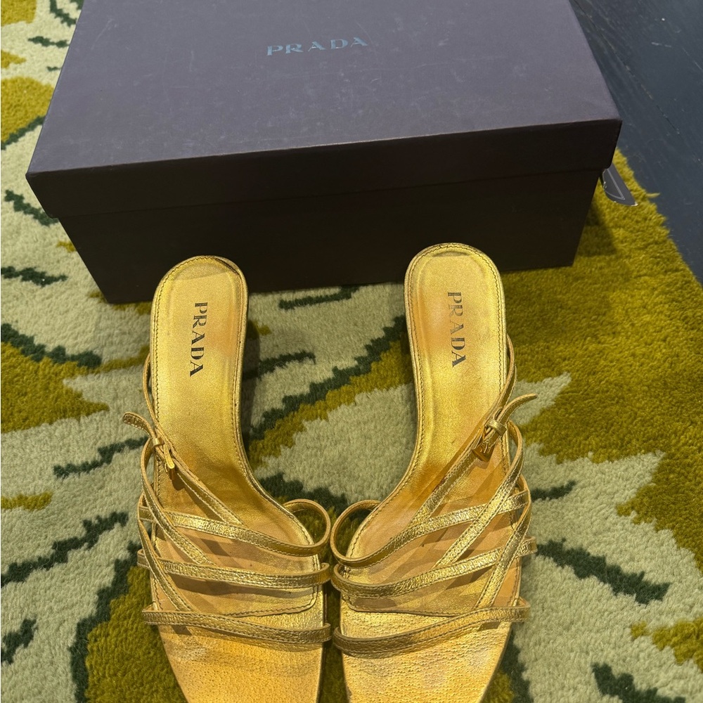 Y2K Vintage Prada Gold Strappy Kitten Heeled Sandals - Picture 4 of 5